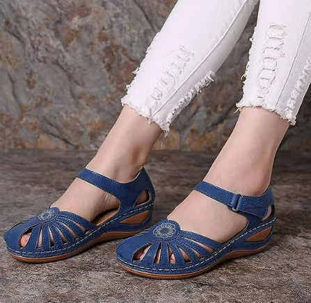 Retro Sandals Flat Strap Round Buckle Breathable Toe