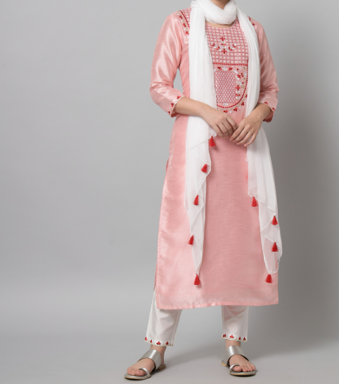 Pink kurta trouser set with white and red floral embroidery