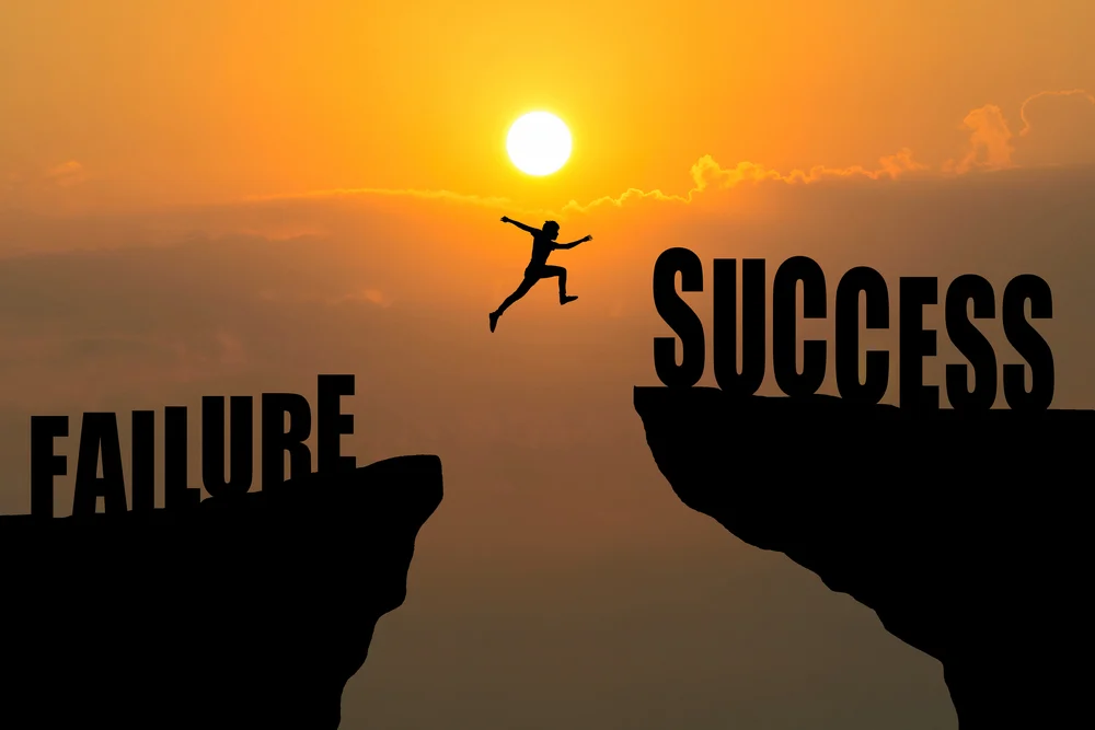 रिश्तेदारों ने सोचा मैं पापा का बिजनेस नहीं संभाल सकूंगा, लेकिन पिता की मौत ने मुझे एक रात में बड़ा बना दिया