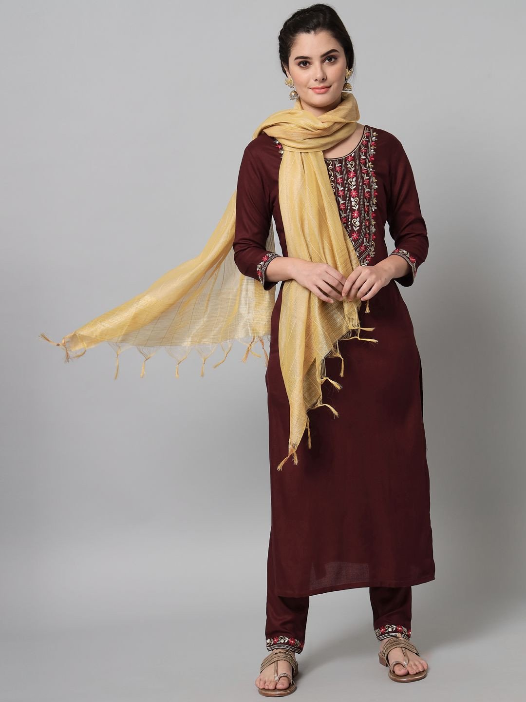 Wine kurta trouser set with dupatta with gold and silver embroidery
