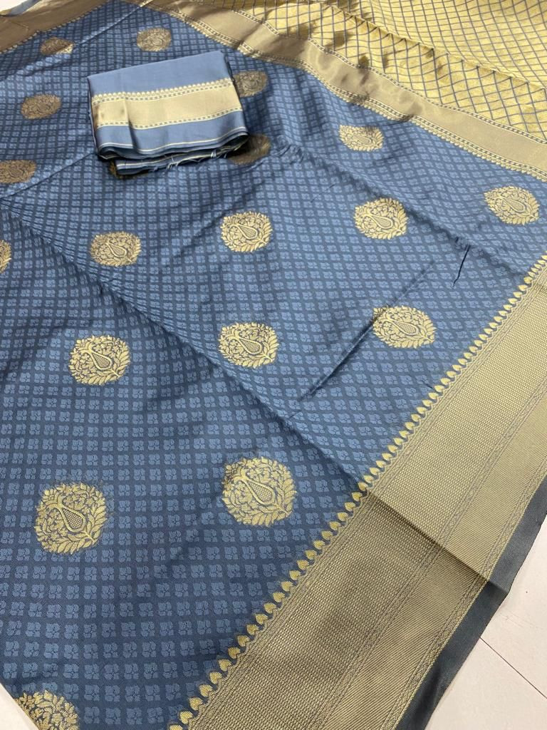 Women's Kanjivaram Soft Lichi Silk Saree