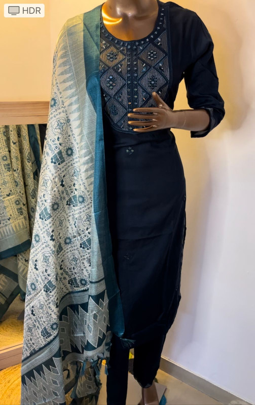 Women's Velvet Kurti