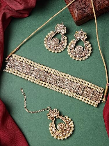 Sukkhi Indian Ethnic Gold Plated Green Kundan & Beads Studded Choker Necklace Set For Women