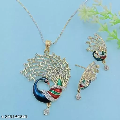 Allure Graceful Pendants & Lockets