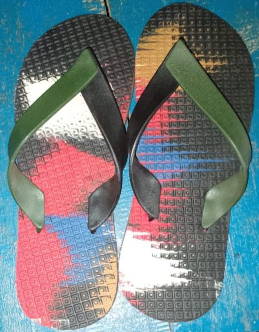 Mens slipper spooty brand Sliders and Flip-Flops sandals